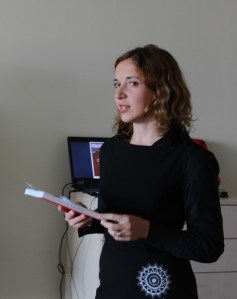 Život je namješten tako da bude zabavan, da svaki dan upoznajemo nove, zanimljive ljude, da nešto naučimo i tako slažemo svoj život od niza zanimljivih informacija, događaja, osoba.